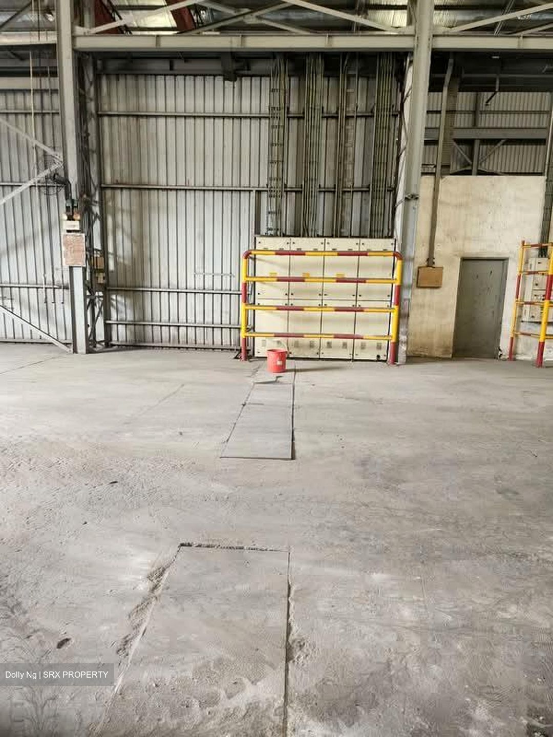 Benoi Crescent (D22), Warehouse #551216421